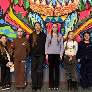  Көктемгі демалыста 5 «Д» сынып оқушылары К.М. Сарымолла жетекшілігімен Cinema Park кинотеатрына барды