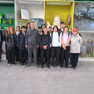 2026 жылдың 31 наурызында №23 орта мектептің оқушылары "Таза Қазақстан" бағдарламасы аясында "Радуга" ЖШС кәсіпорнына барып, кәсіби бағдар берді