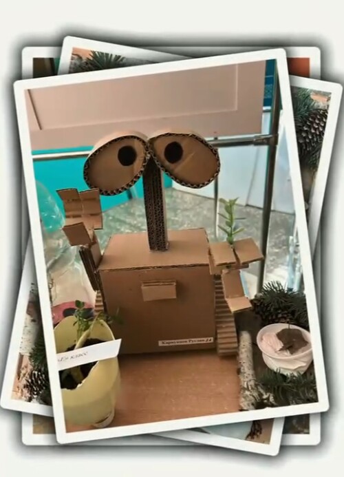 23 мектептің 3-сынып оқушылары "заттардың екінші өмірі" табиғи материалдардан және қайта өңделетін материалдардан жасалған қолөнер көрмесіне қатысты