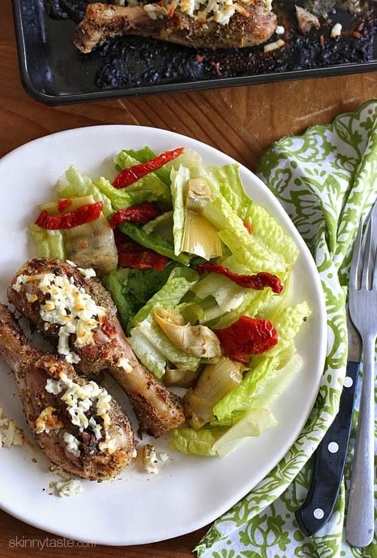 Куриные голени с лимоном и сыром фета