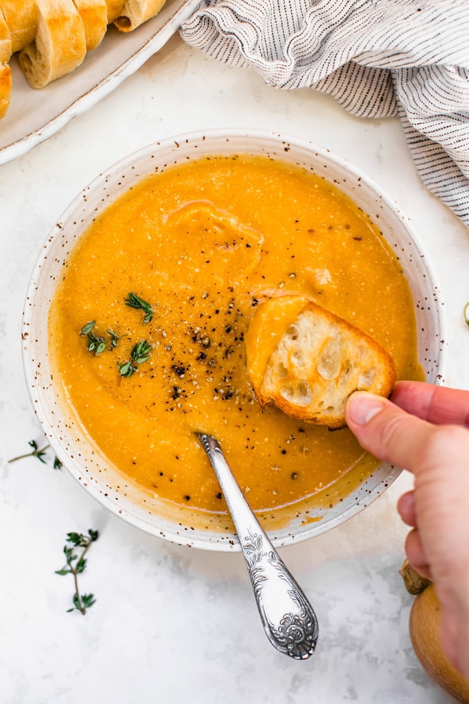 Тыквенный суп с чеддером и пивом