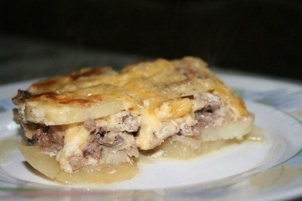 Мясная запеканка с картофелем и грибами
