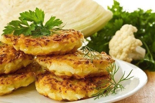 Капустные оладьи на кефире