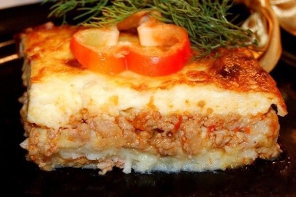 Картофельная запеканка с соусом Бешамель