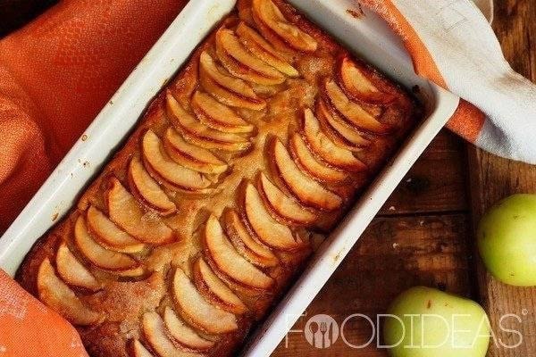 Творожный кекс с яблоками