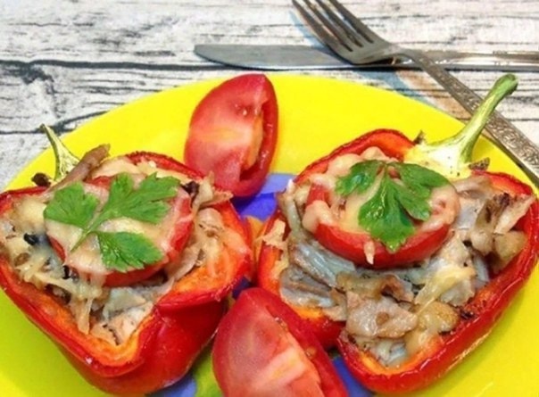 Фаршированные болгарские перчики