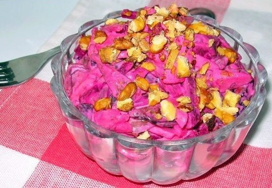 Салат со свеклой и кальмарами
