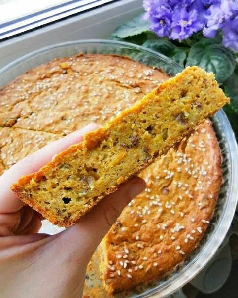 Морковно-яблочный пирог