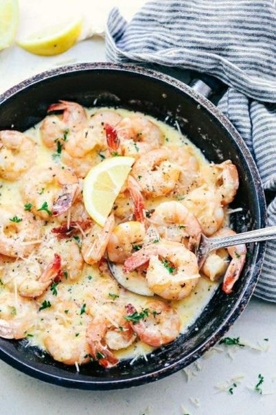Сливочные креветки с чесноком