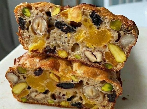 Кекс с сухофруктами и орехами