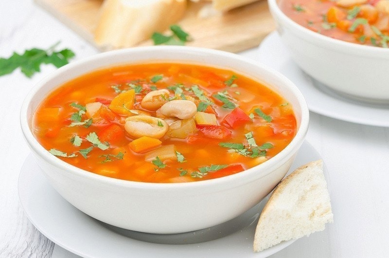 Низкокалорийный сырный суп с брокколи и шампиньонами
