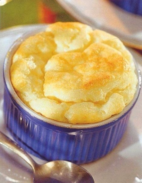 Белковый пирог с фруктами