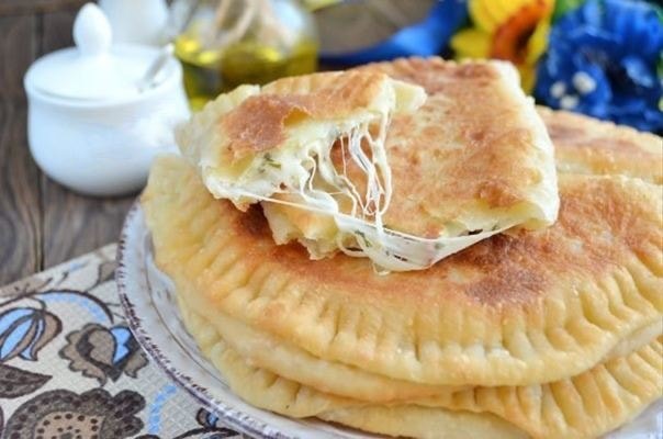 Кутабы с сыром и зеленью