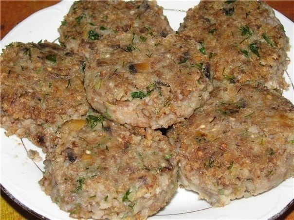 Гречневые котлеты с грибами