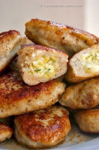 Куриные котлеты с сырно-яичной начинкой