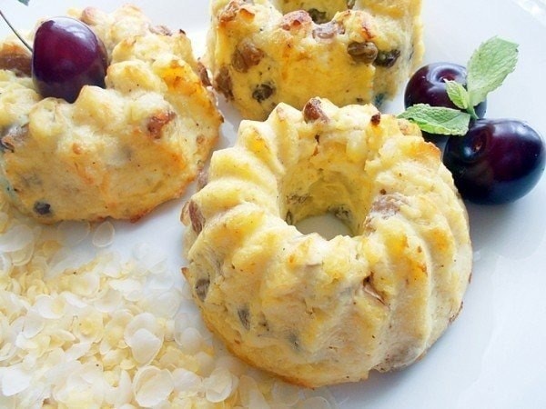 Сырники с изюмом и лимоном в духовке