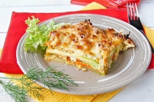 Полезная лазанья из кабачков с курицей