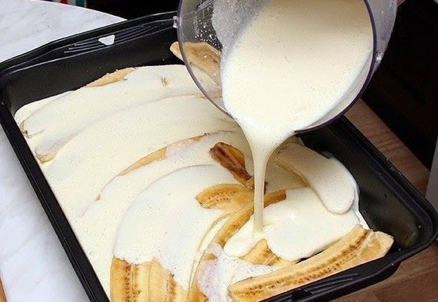 Бананы запеченные с творогом и йогуртом