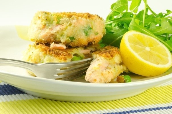 Рыбные котлетки с овощами