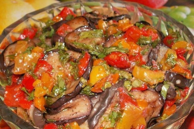 Закуска из баклажанов Любимая