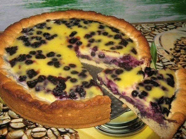Заливной пирог с черникой