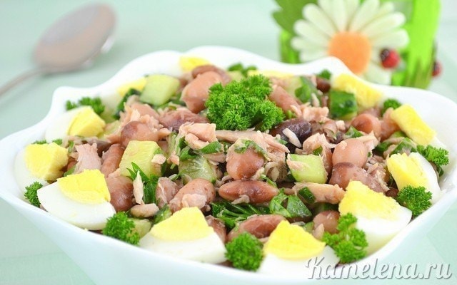 Салат с тунцом и фасолью