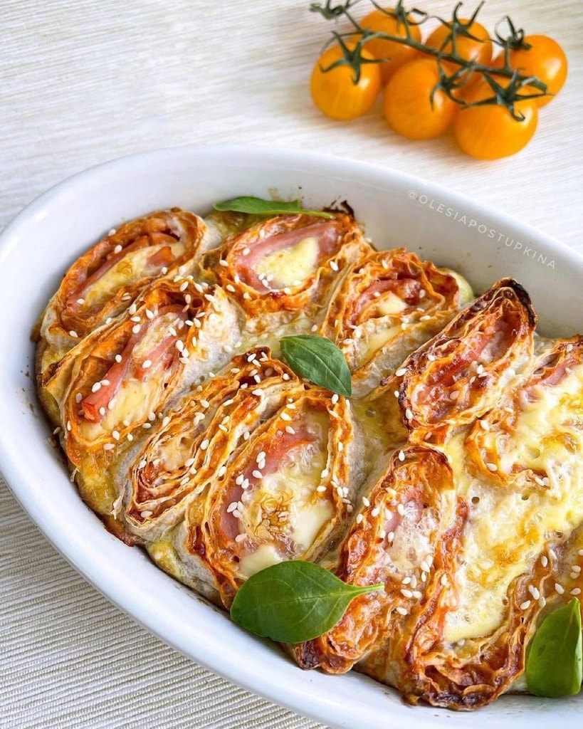 Улиточки из лаваша с ветчиной и сыром