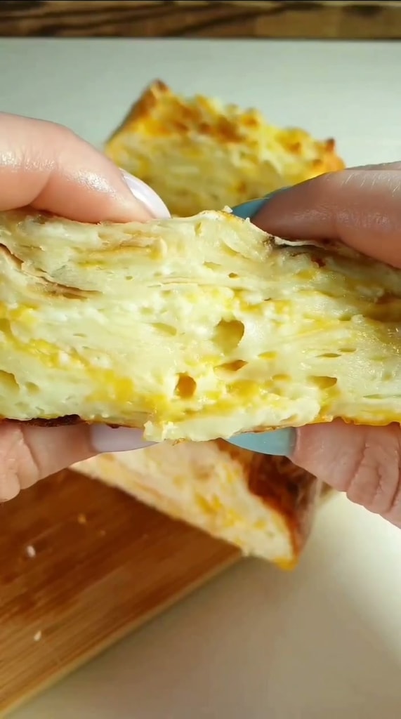 Запеканка из лаваша с творогом и сыром