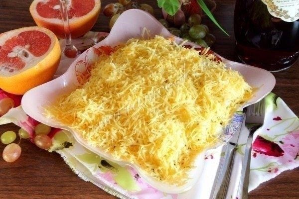 Салат Охотничий с курицей и грибами