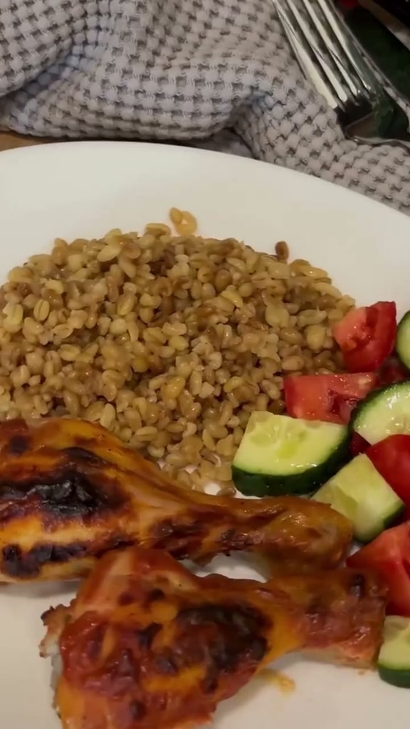 Куриные ножки с булгуром