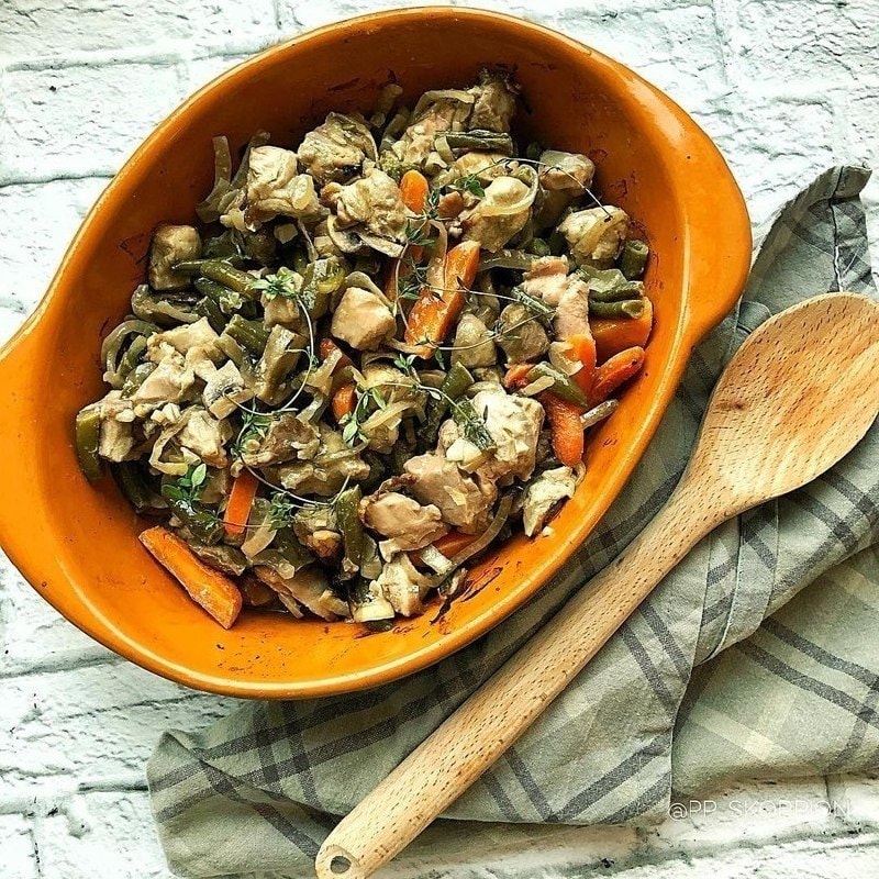 Индейка с овощами и стручковой фасолью