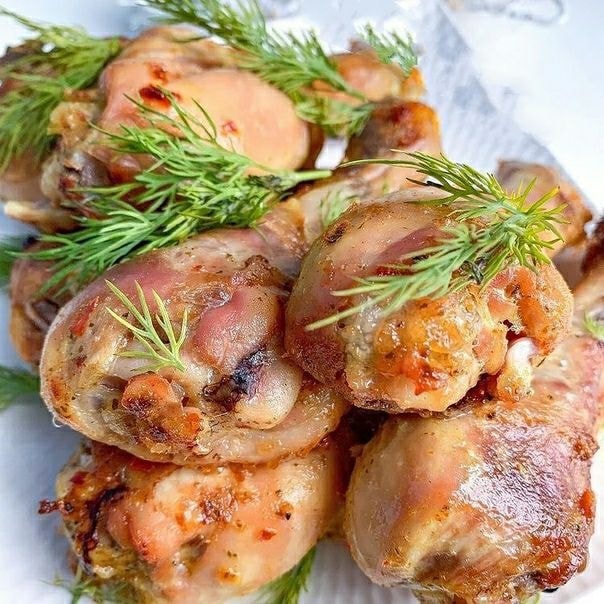 Запеченная курица в сметанном маринаде