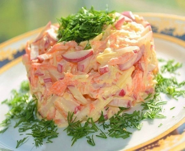 Салат для похудения с яблоком и перцем
