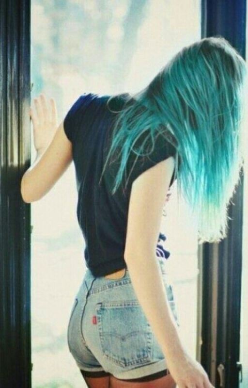 Любовь  к волейболу до добра не доведёт