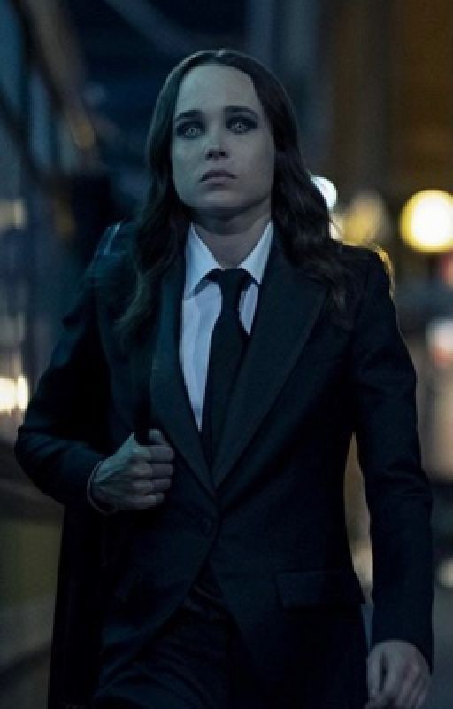 Моя жизнь в академии амбрелла. Под номером 0