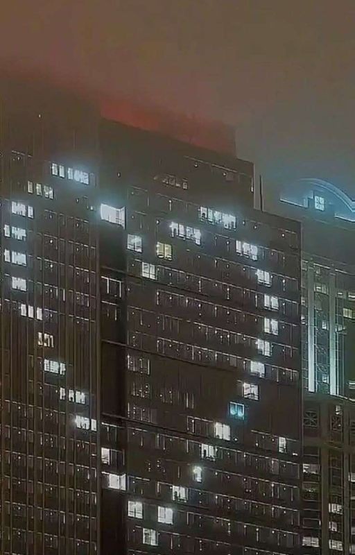 Жизнь главного героя Алекса