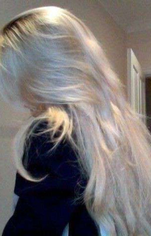 Необычная Жизнь Элизабет Свон