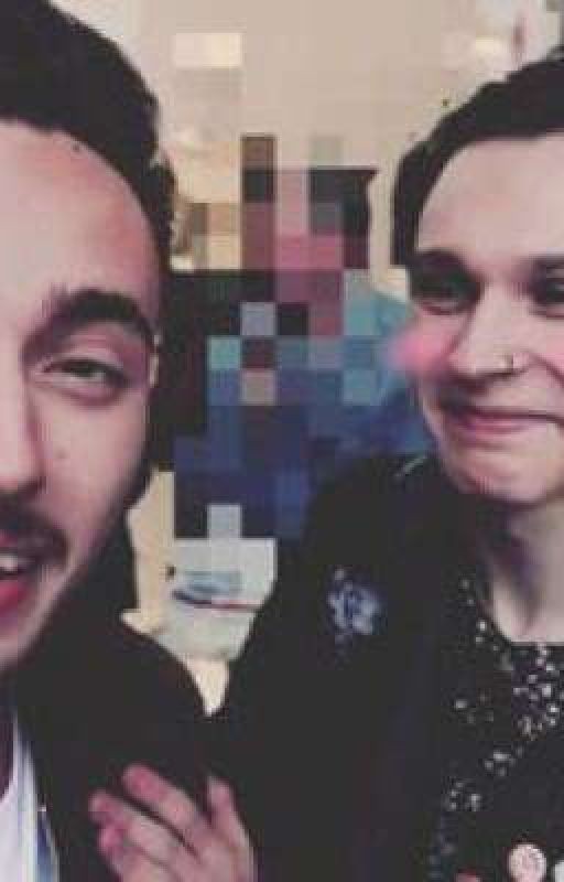 Почему ты такой....красивый?