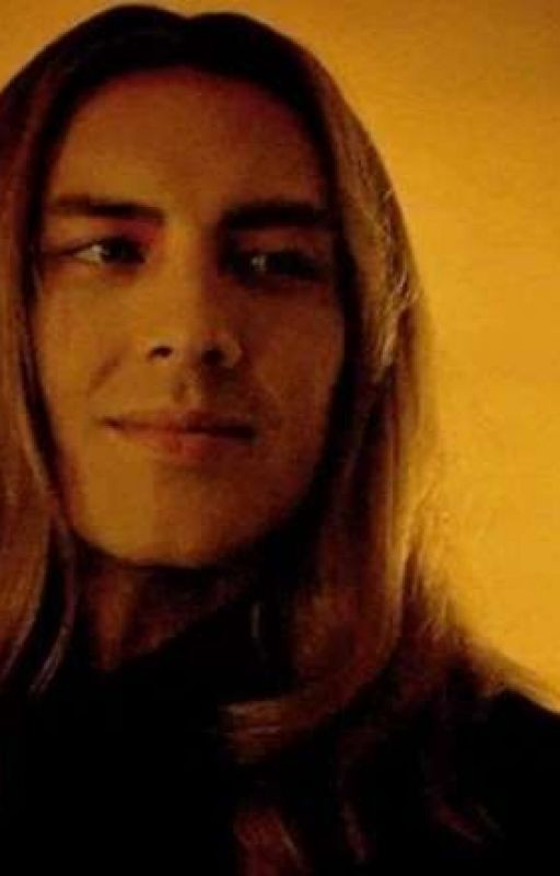 Девушка для Майкла Лендгона