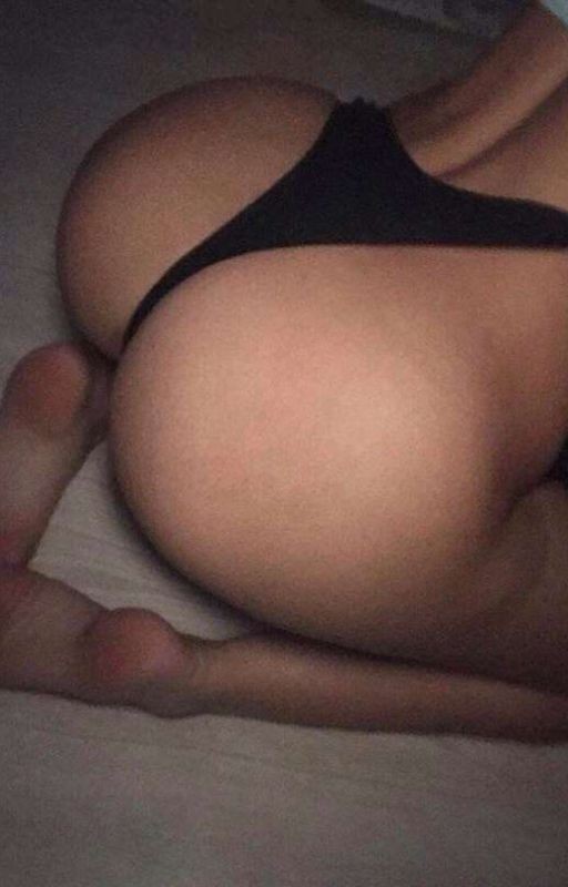 Маленькая шлюшка|18+
