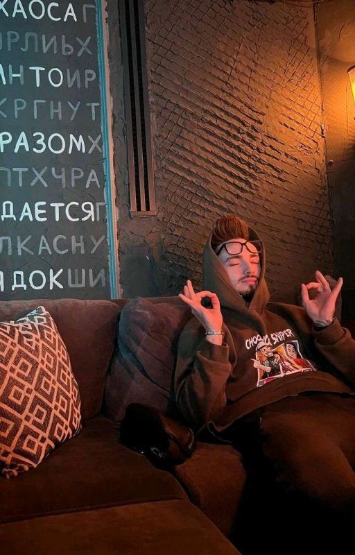 преподаватель биологии