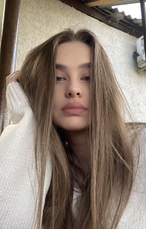 Близняшка Питера Петтигрю. 6 курс