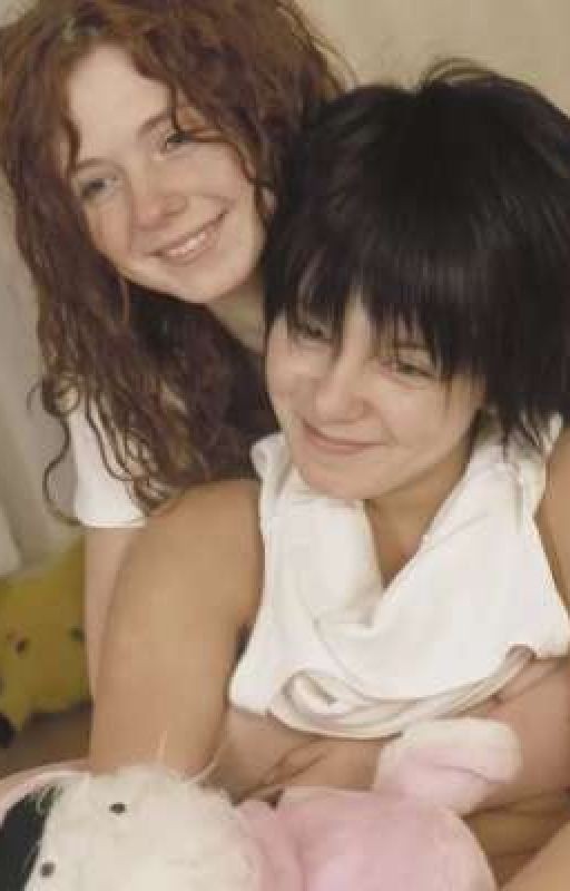 Сводная сестра [Закончен]