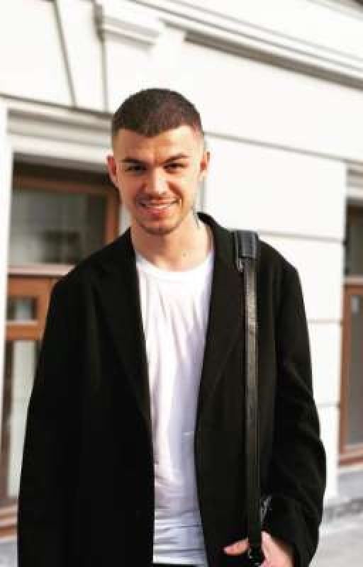 Па-а-пина любовница, а