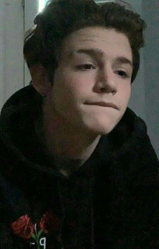 он твой сводный брат . ЗАВЕРШЕНО !