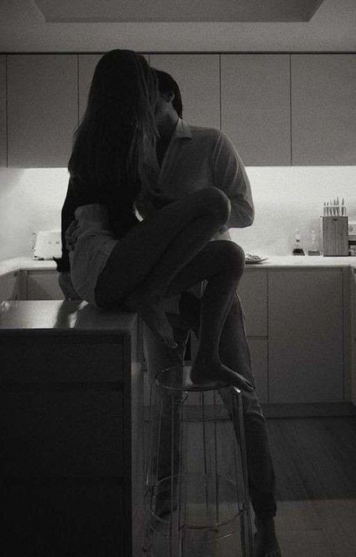 Fake love. Fake friends