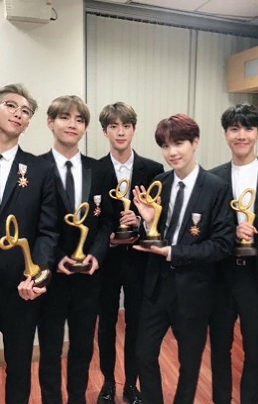 BTS 18+