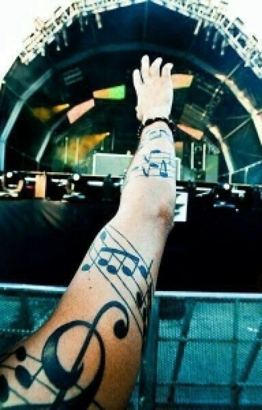 Музыка боли: жизнь рокерши-анимешници