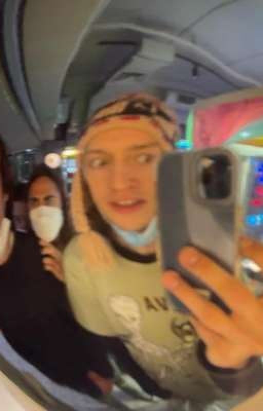 Каст Уэнздей