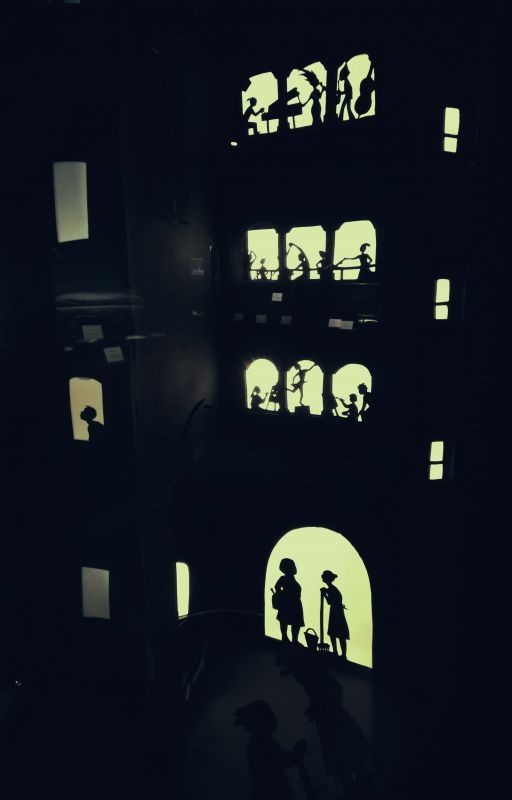 Танцующая в темноте